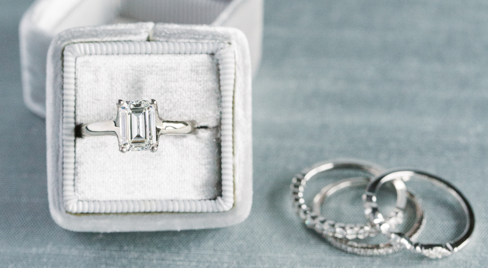 Tips For Taking Photos Of Your New Engagement Ring