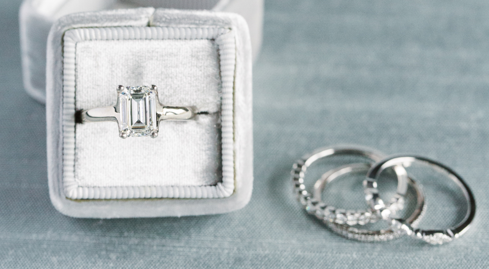 When Is the Best Time to Buy Your Wedding Bands?