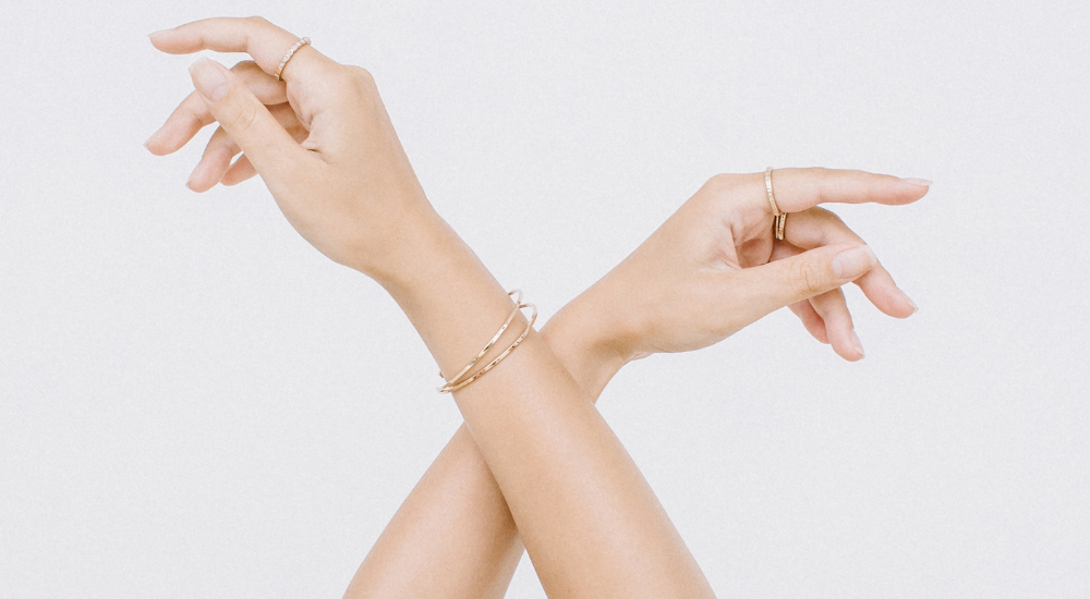 When Should You Remove Your Jewelry in the Summer?