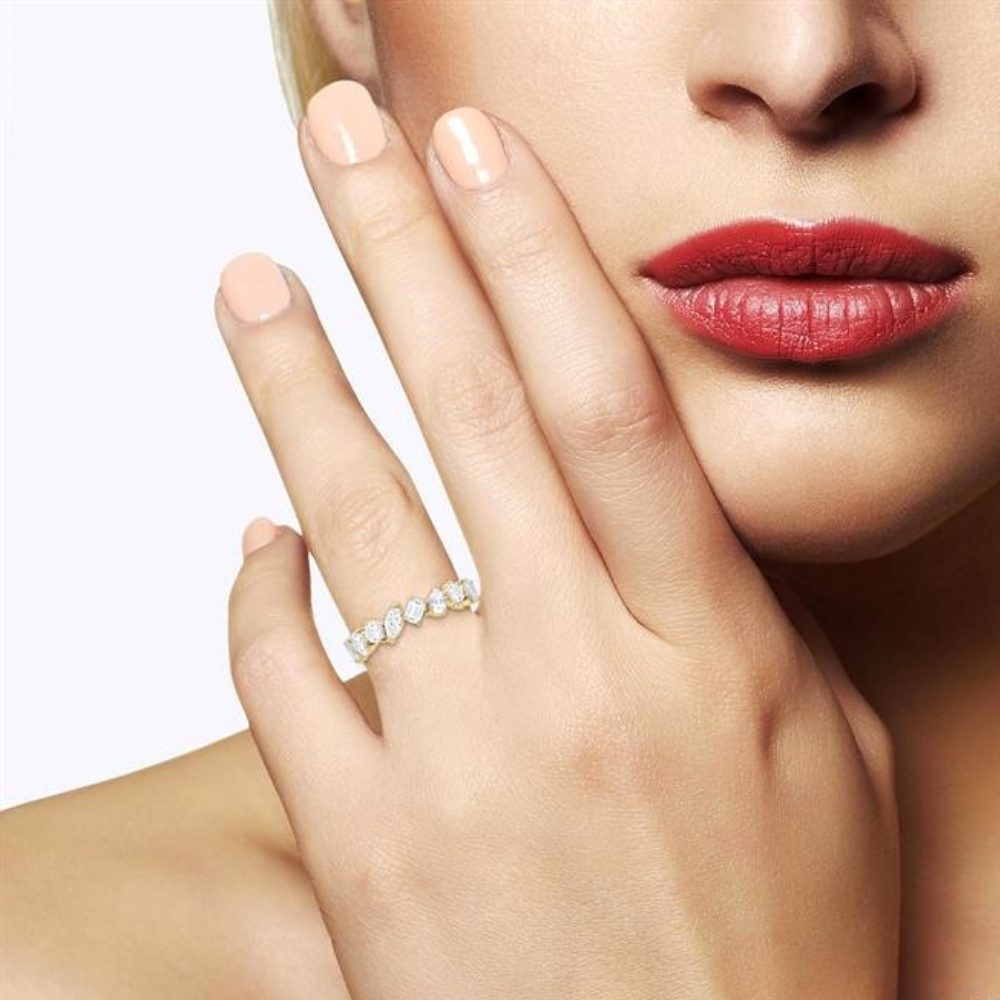 Mixed Shape Diamond Fashion Band