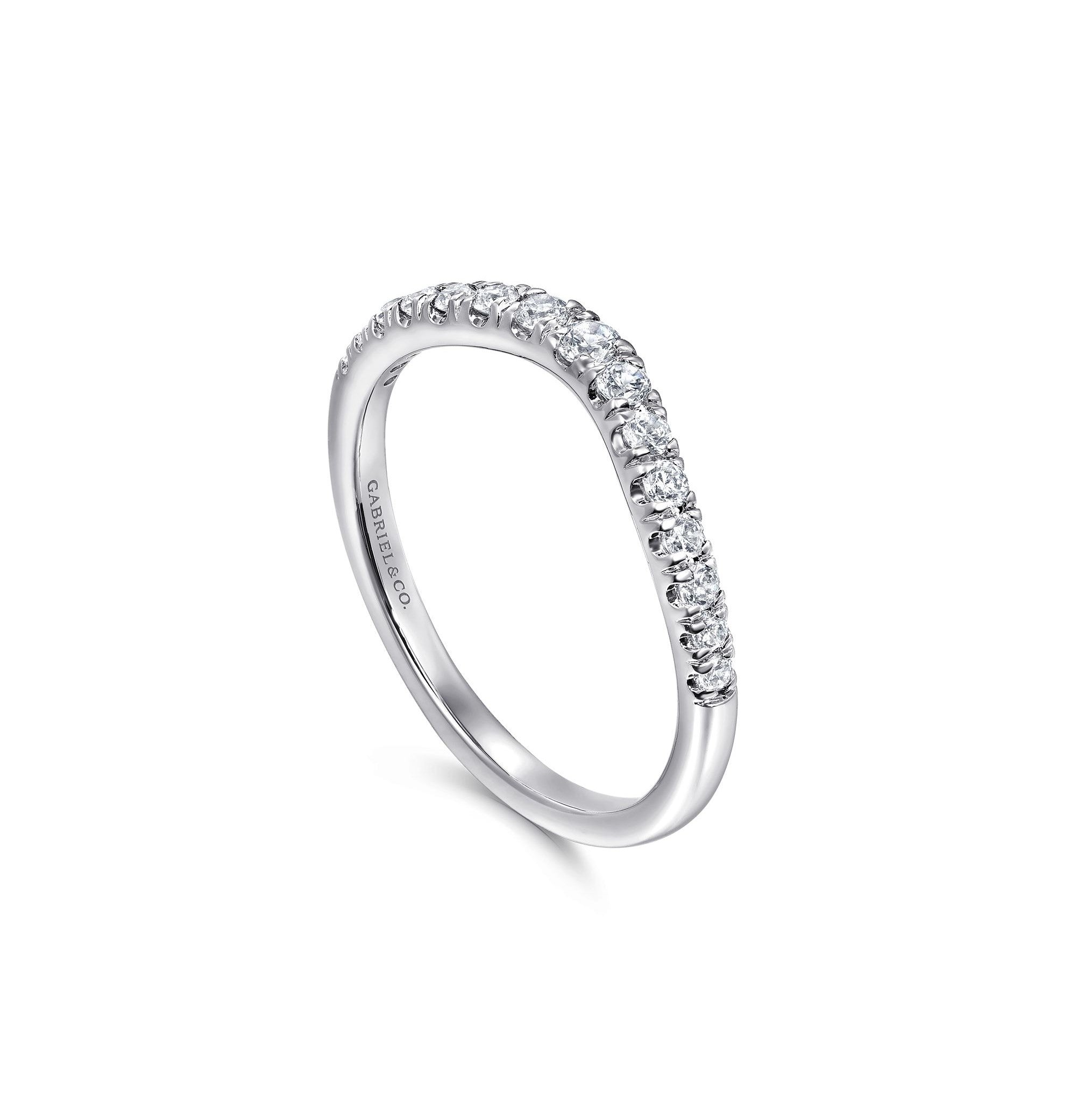Gabriel & Co. 'Prato' Curved Diamond Band