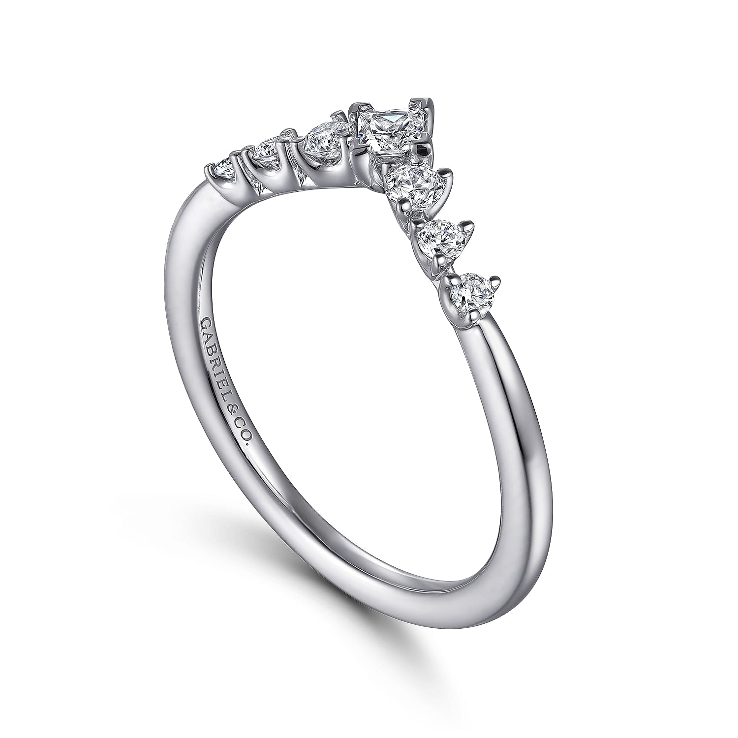Gabriel & Co. Curved Princess Cut and Round Diamond Band