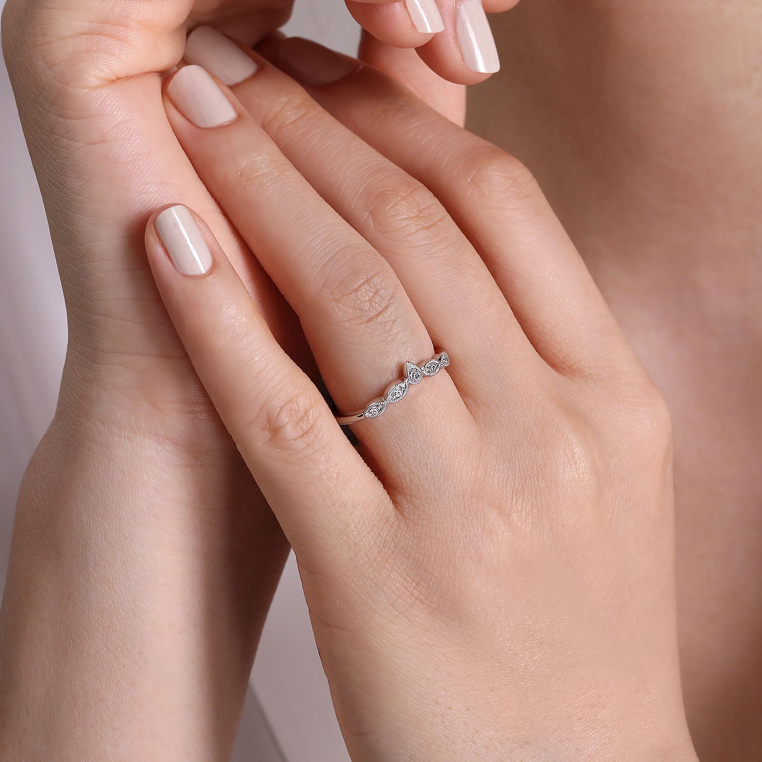 Gabriel & Co.Vintage-Inspired Curved Diamond Band