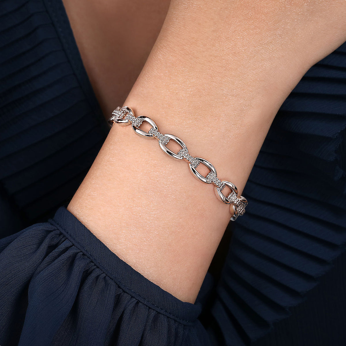 Gabriel & Co. Bujukan Oval Link Cuff Bangle Bracelet