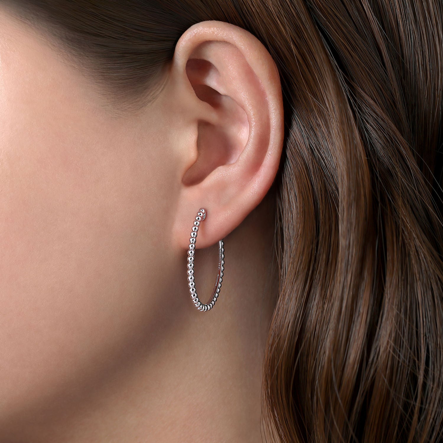 Gabriel & Co. Bujukan Classic Oval Hoop Earrings