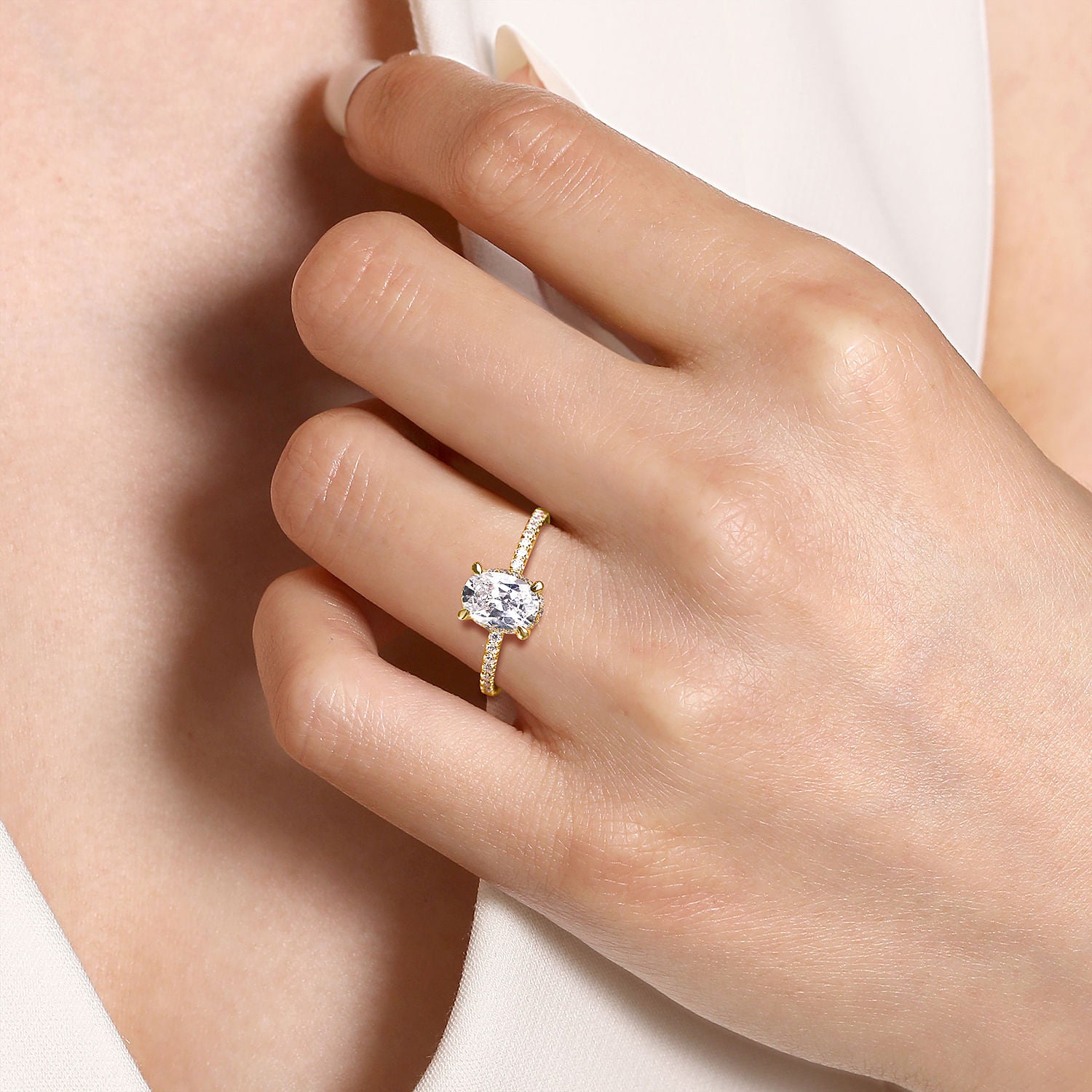 Gabriel & Co. Oval Diamond Engagement Ring Mounting