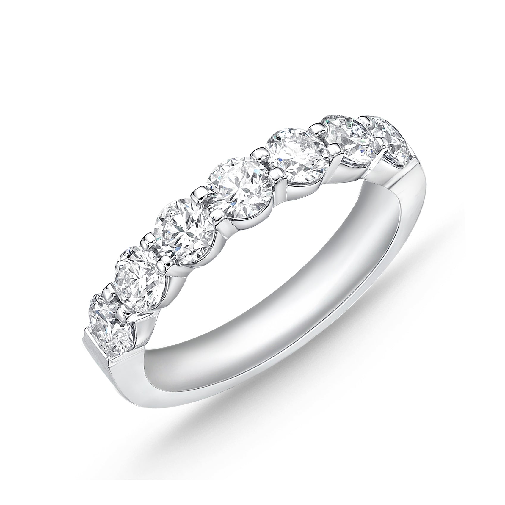 Memoire Petite Prong 7 Stone Diamond Band