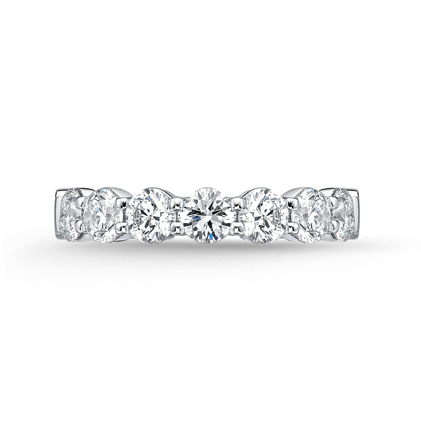 Memoire Petite Prong 7 Stone Diamond Band