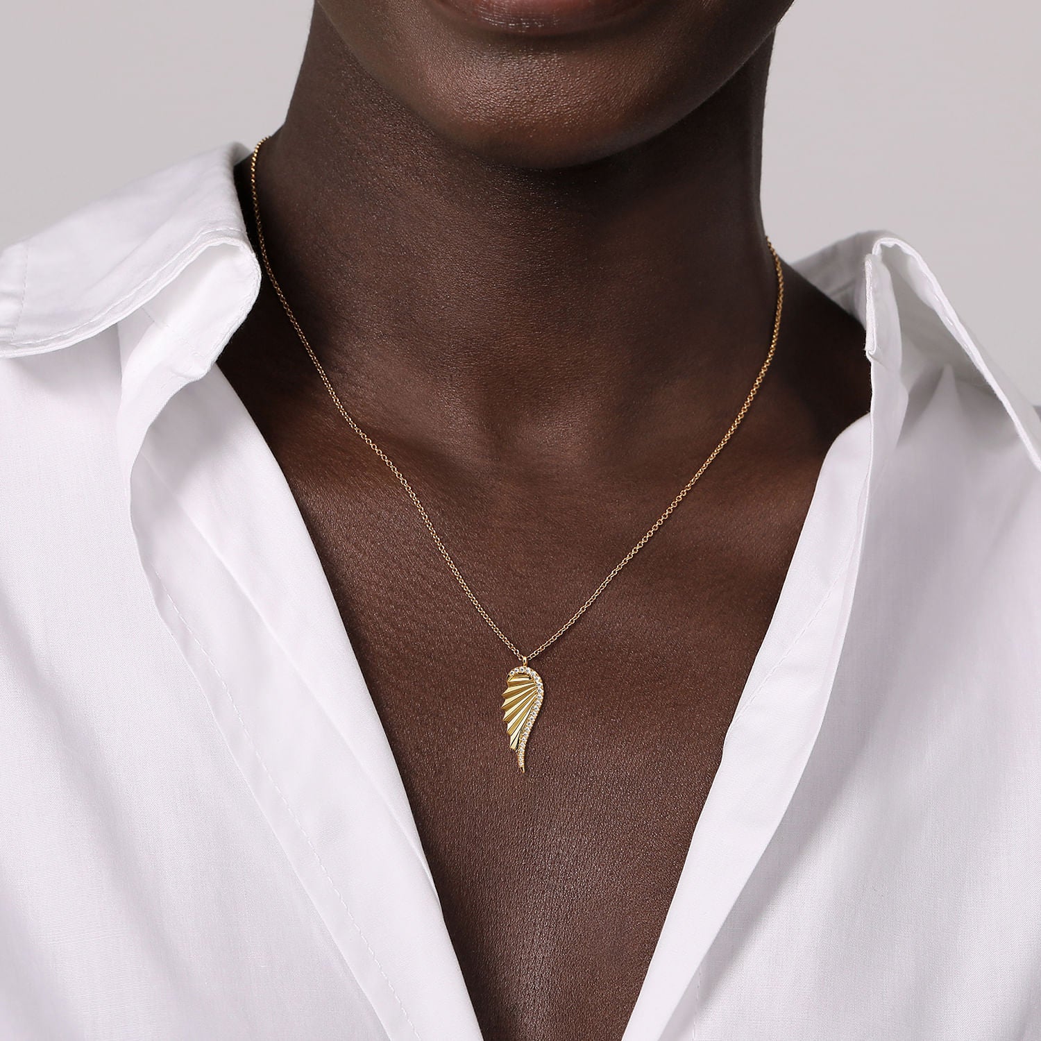 Gabriel & Co. Diamond Cut Wing Shape Pendant