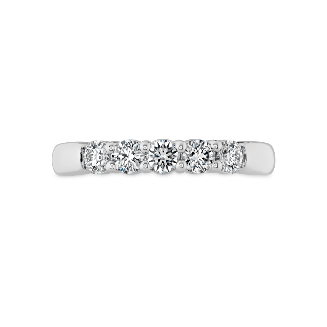 Hearts on Fire Signature 5-Stone Band