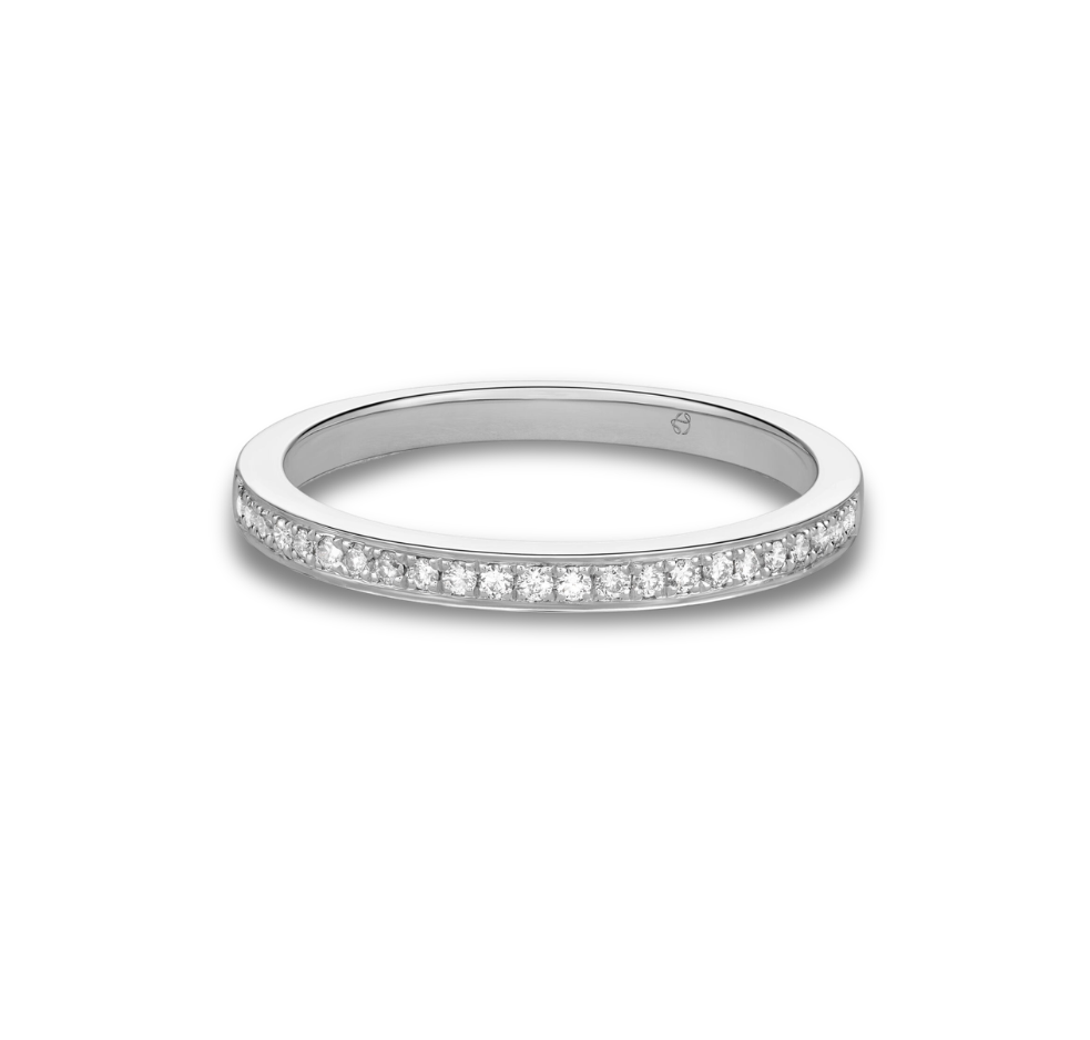 Hearts On Fire Signature Diamond Band