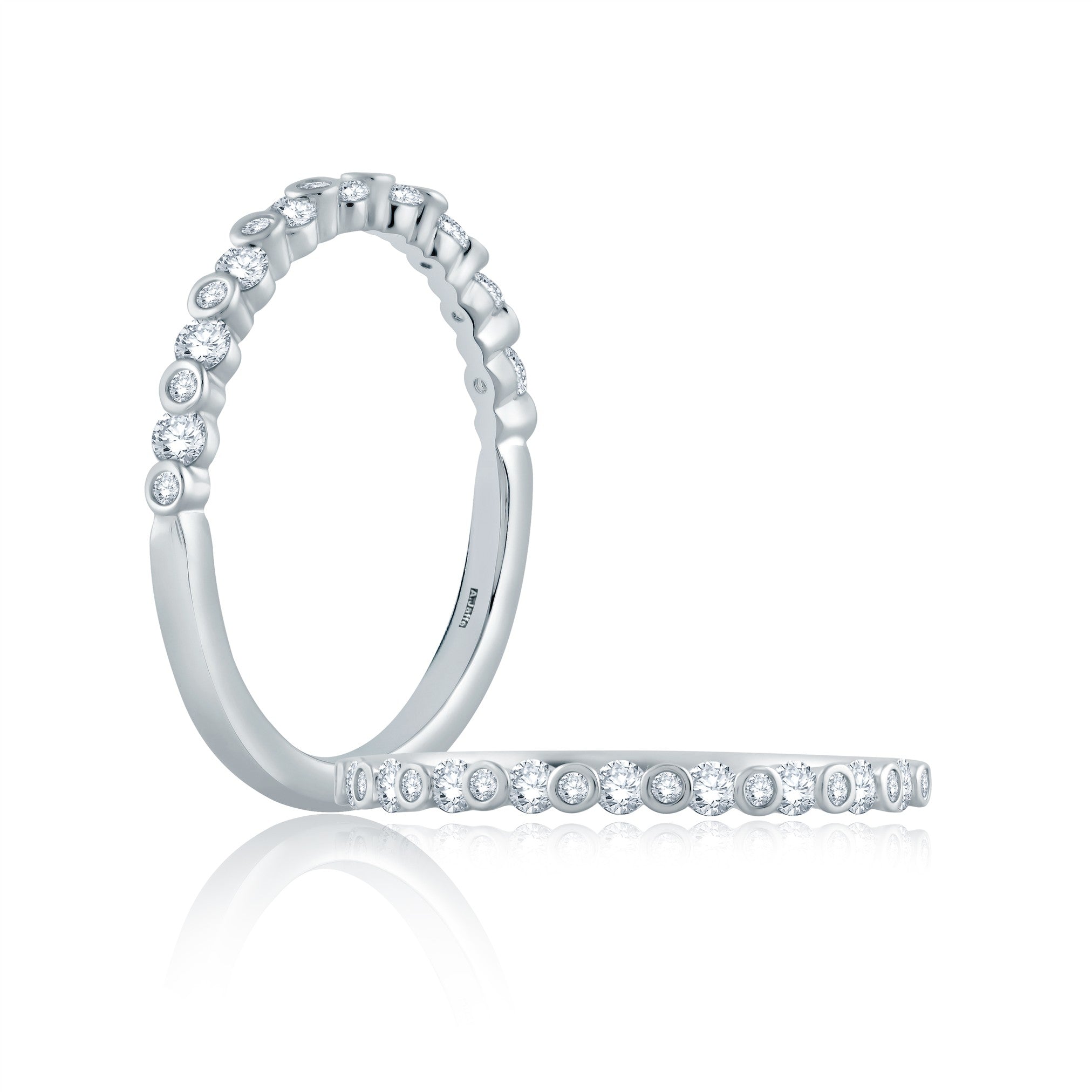 A.Jaffe Alternating Bezel Set Diamond Band